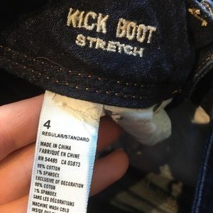 American Eagle Size 4 Kick Boot Jeans
